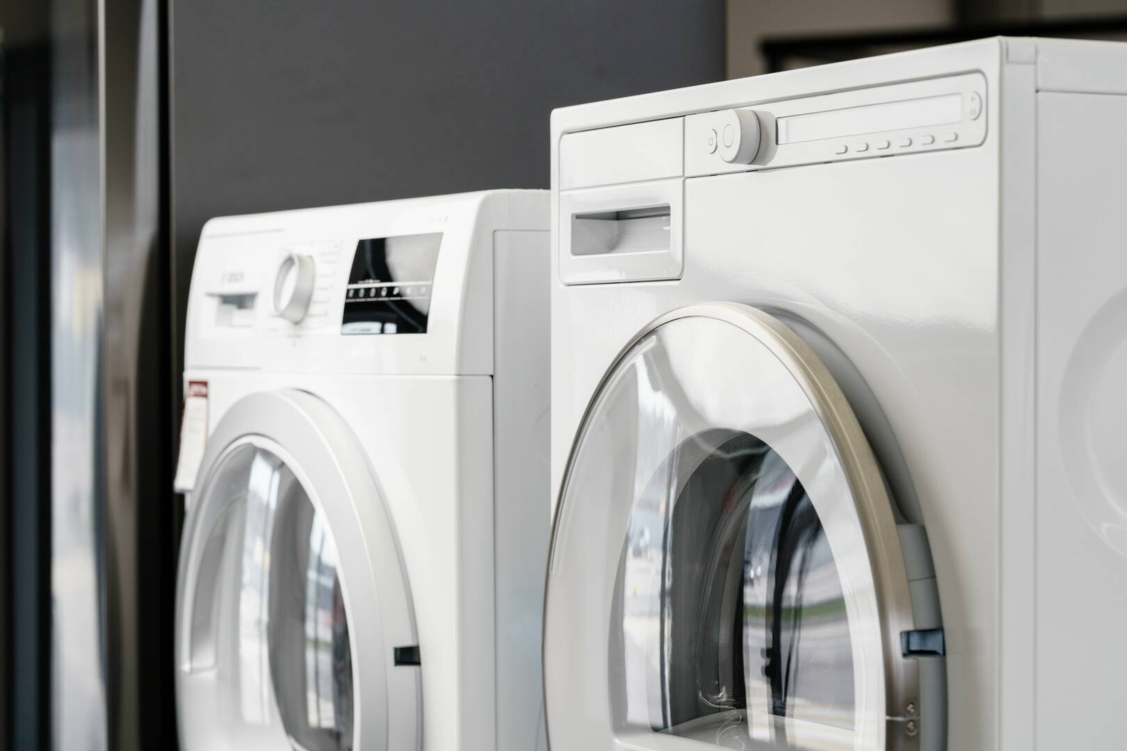 Sub-Zero Repair Services Offers Accurate Sub-Zero Wine Cooler Repair In Bal Harbour FL
